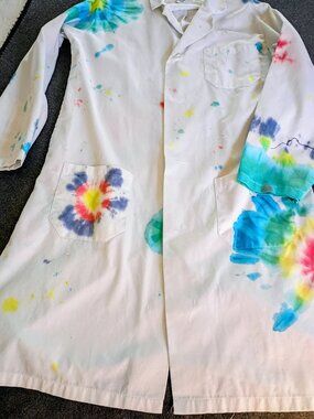 Bright and cheerful DR Uniforms women 's lab coat size S, appears hand painted